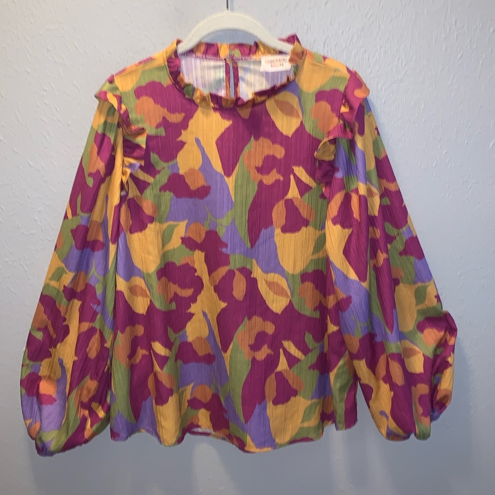 Boutique Fantastic Fawn Artsy Top Blouse Ruffle Detail Women’s Sz Medium